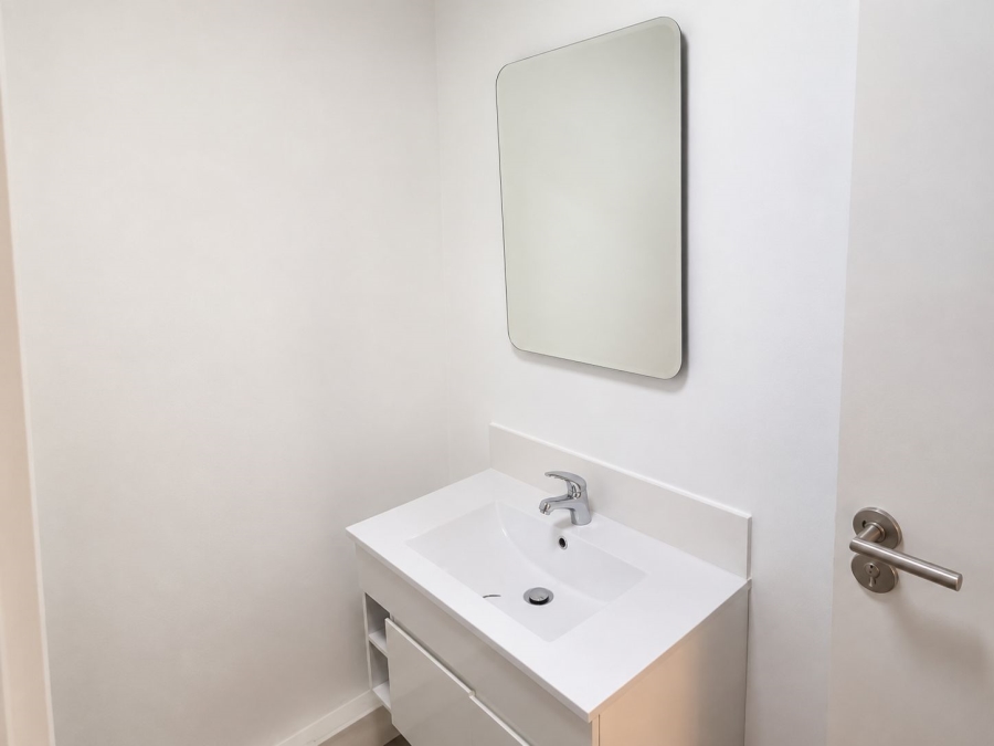 To Let 1 Bedroom Property for Rent in Observatory Western Cape